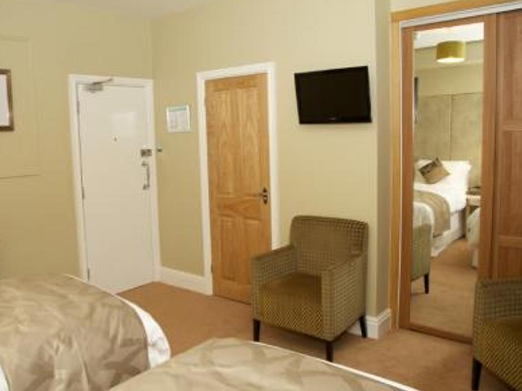 Carriages Telford Hotel Ruang foto